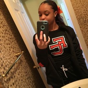 Meet your Posher, Kya